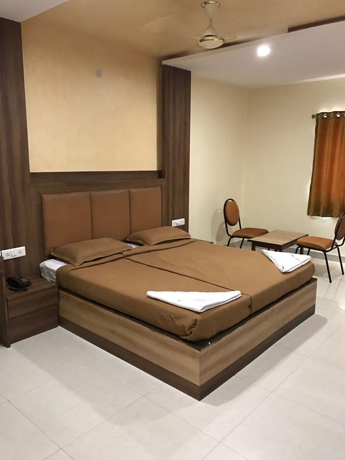 Hotel Dwaraka Paradise Haidarábád Kültér fotó